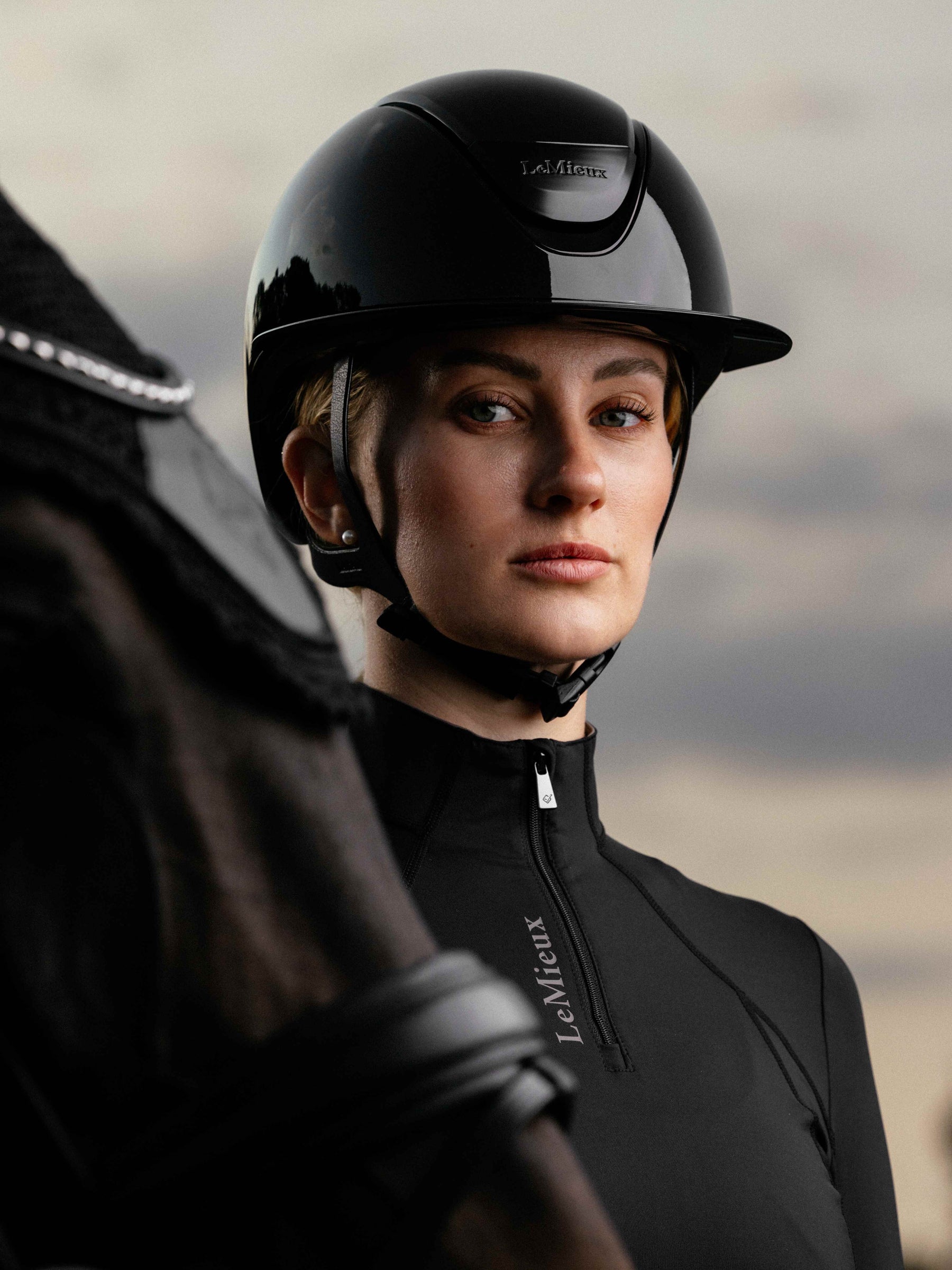 LeMieux Verv® Wedstrijdhelm Glanzend Zwart